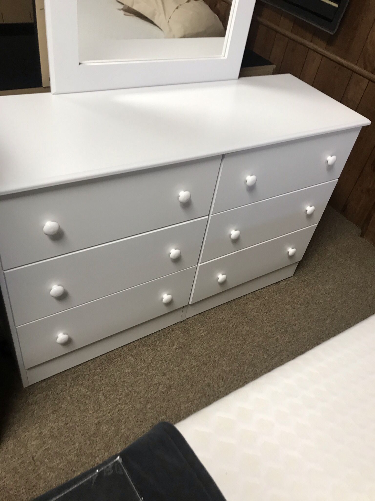 White nice dresser and mirror