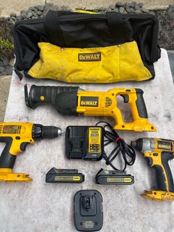 DEWALT 18V Tools UPGRADED to 20V-New 18 to 20V Adapter-(2) Batts/Chrgr, Bag