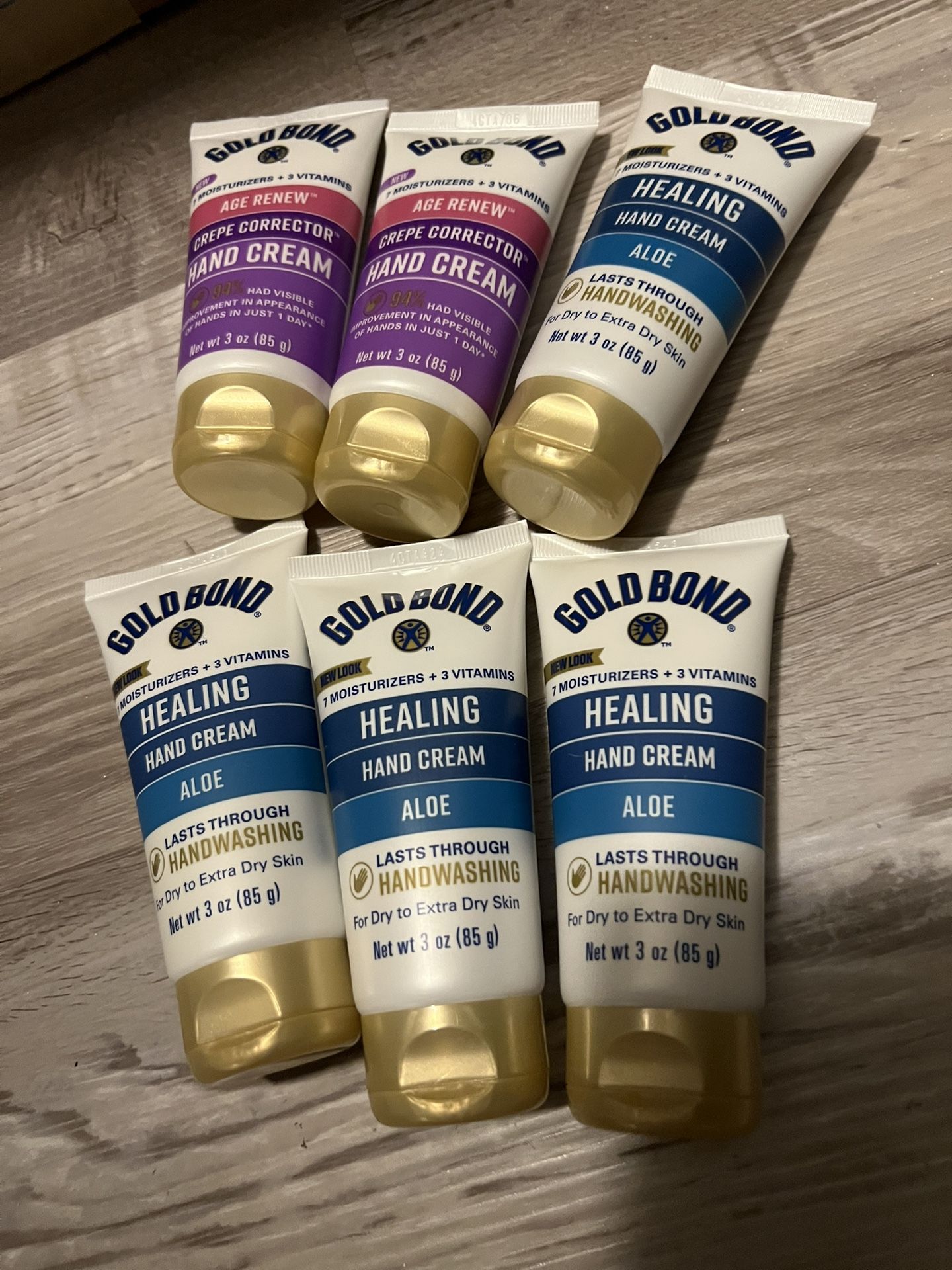 New 3 for $9  Gold bond hand cream （3 oz）