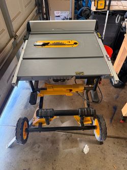 DEWALT 7491 Table Saw