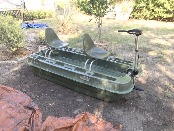 2 man Jon boat with motor !!!! for Sale in Richardson, TX