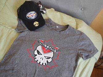 Victory Women's T-shirt & Hat