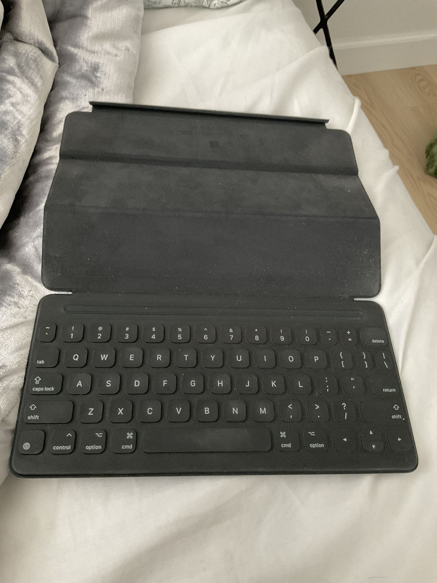 Apple IPad Keyboard 7the Generation