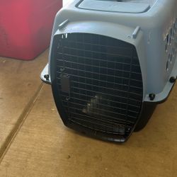 Pet Carrier- Used 1 Time