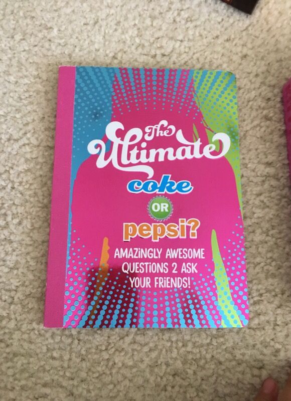 The ultimate coke vs. pepsi (Question book)
