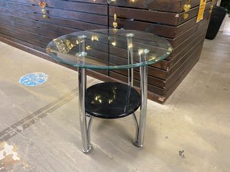 Modern 2-Tiered Round Glass Top End Table w/ Metal Legs