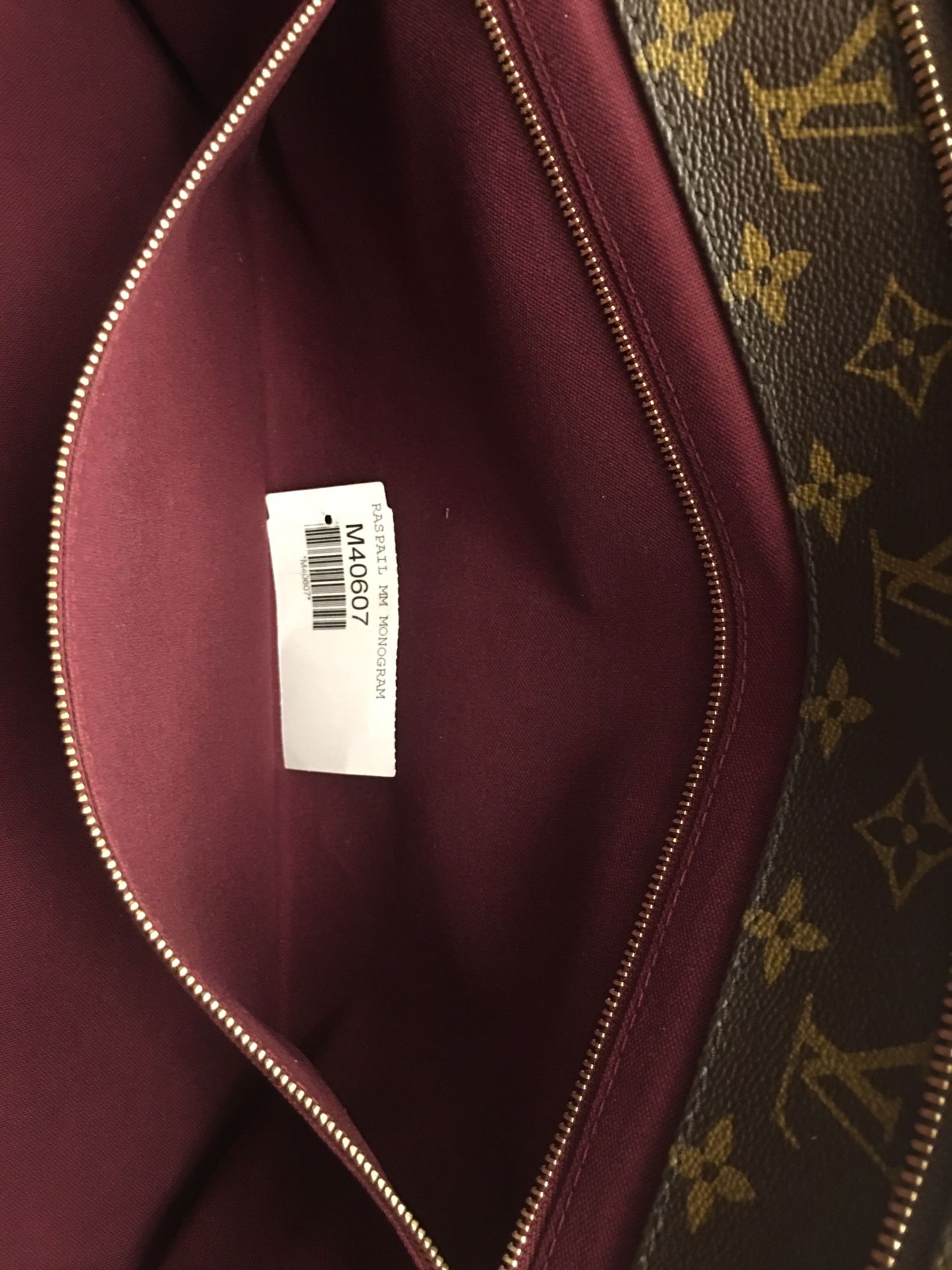 Authentic Louis Vuitton Raspail MM Monogram Shoulder Bag SR0132 for Sale in  Chandler, AZ - OfferUp