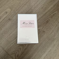 Miss Dior Blooming Bouquet