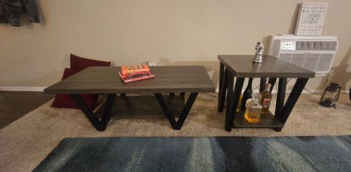 🏡 Modern Coffee Table & End Table Set – Excellent Condition 🏡