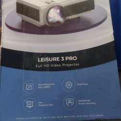 Projector BRAND NEW 