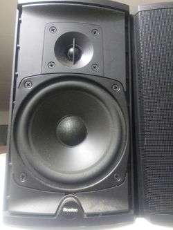 Pair of Boston speakers