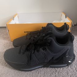 Lebron Witness VII - Basketball Shoes