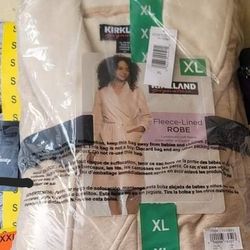 Bata Size Xl $15