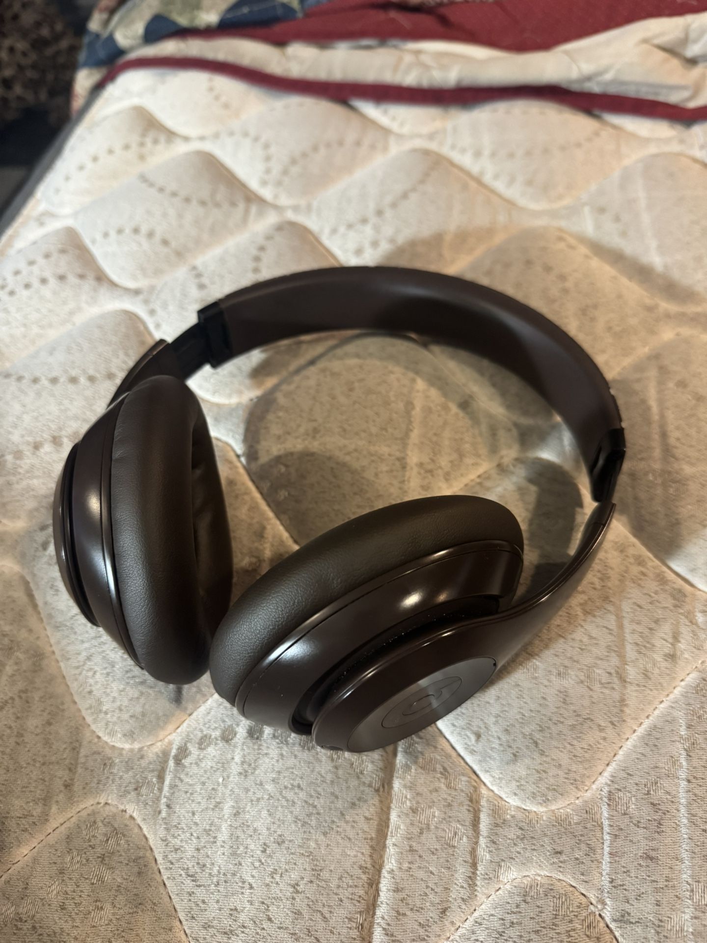 Beats Studio Pro