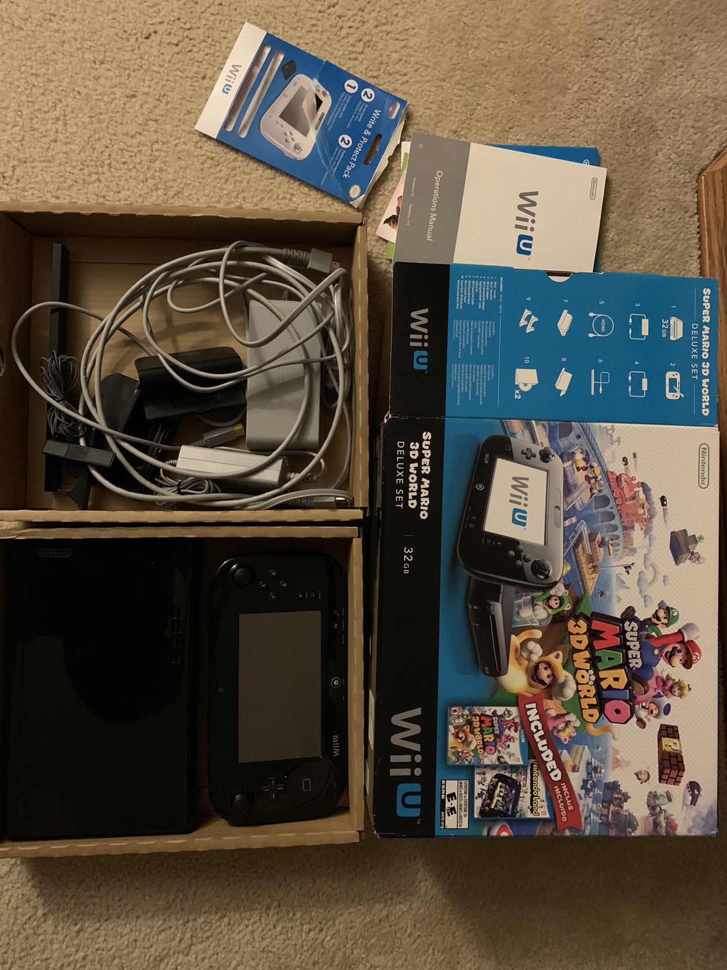 Wii U (32GB) plus 11 Games