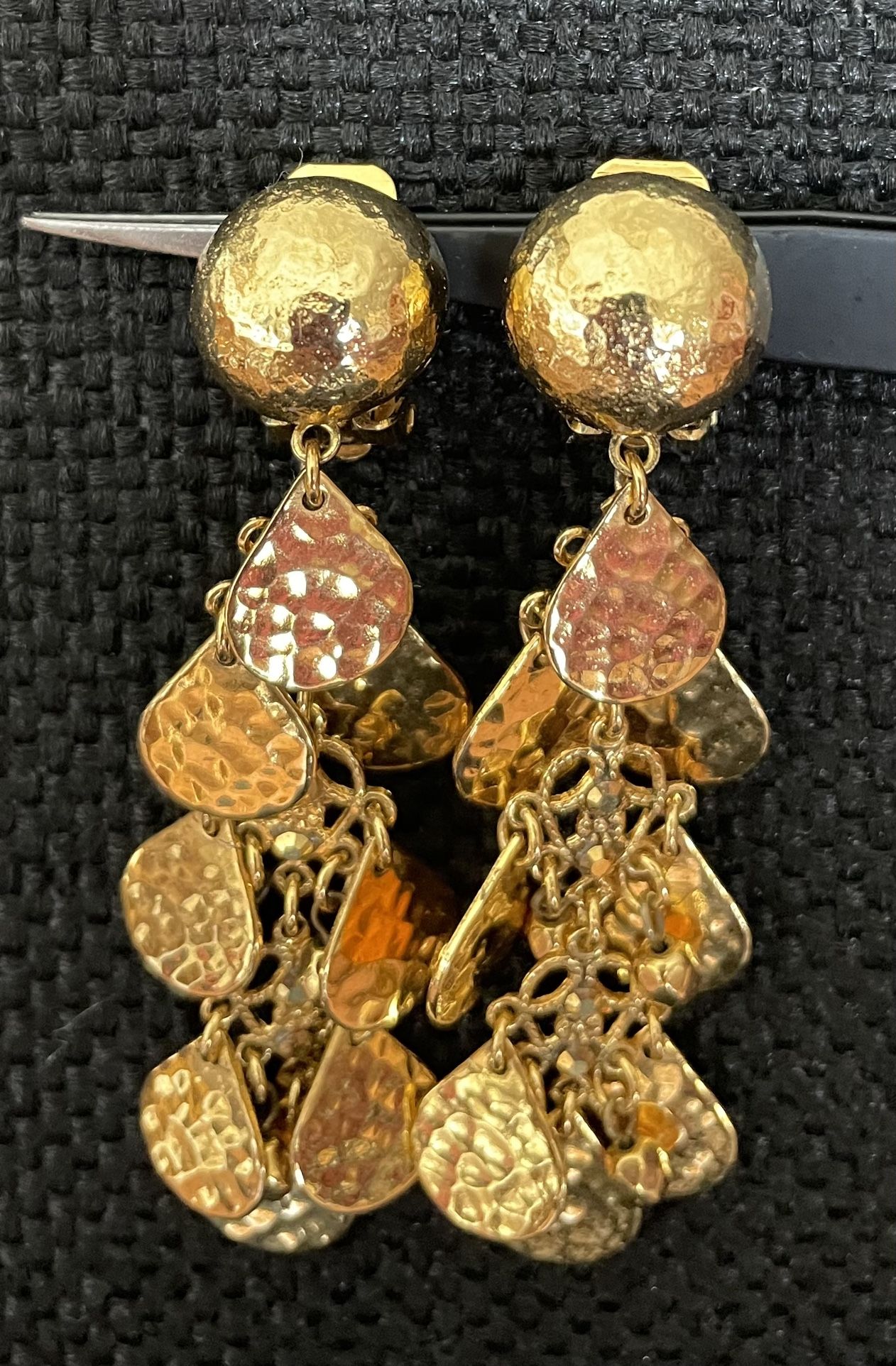 BARRERA.  EARINGS  Gold Plate 