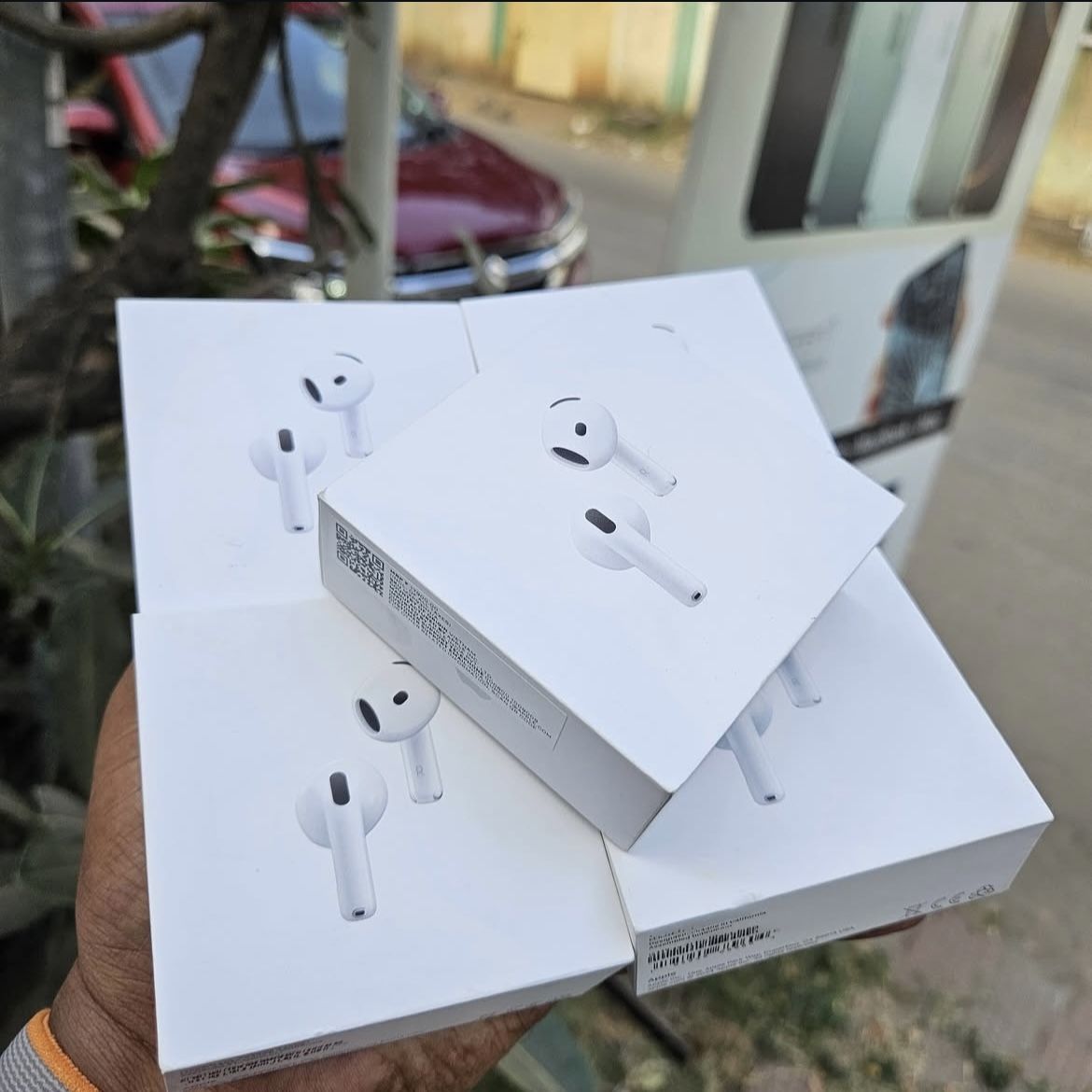 New Sealed Apple 4th Generation Wireless Bluetooth Headphones