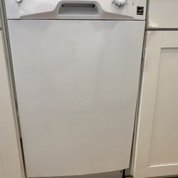 Danby Dishwasher 17 1/2 Inches Wide 