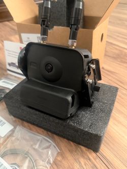 Wireless camera system for Toyota trucks