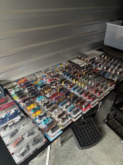 HOTWHEELS LOT