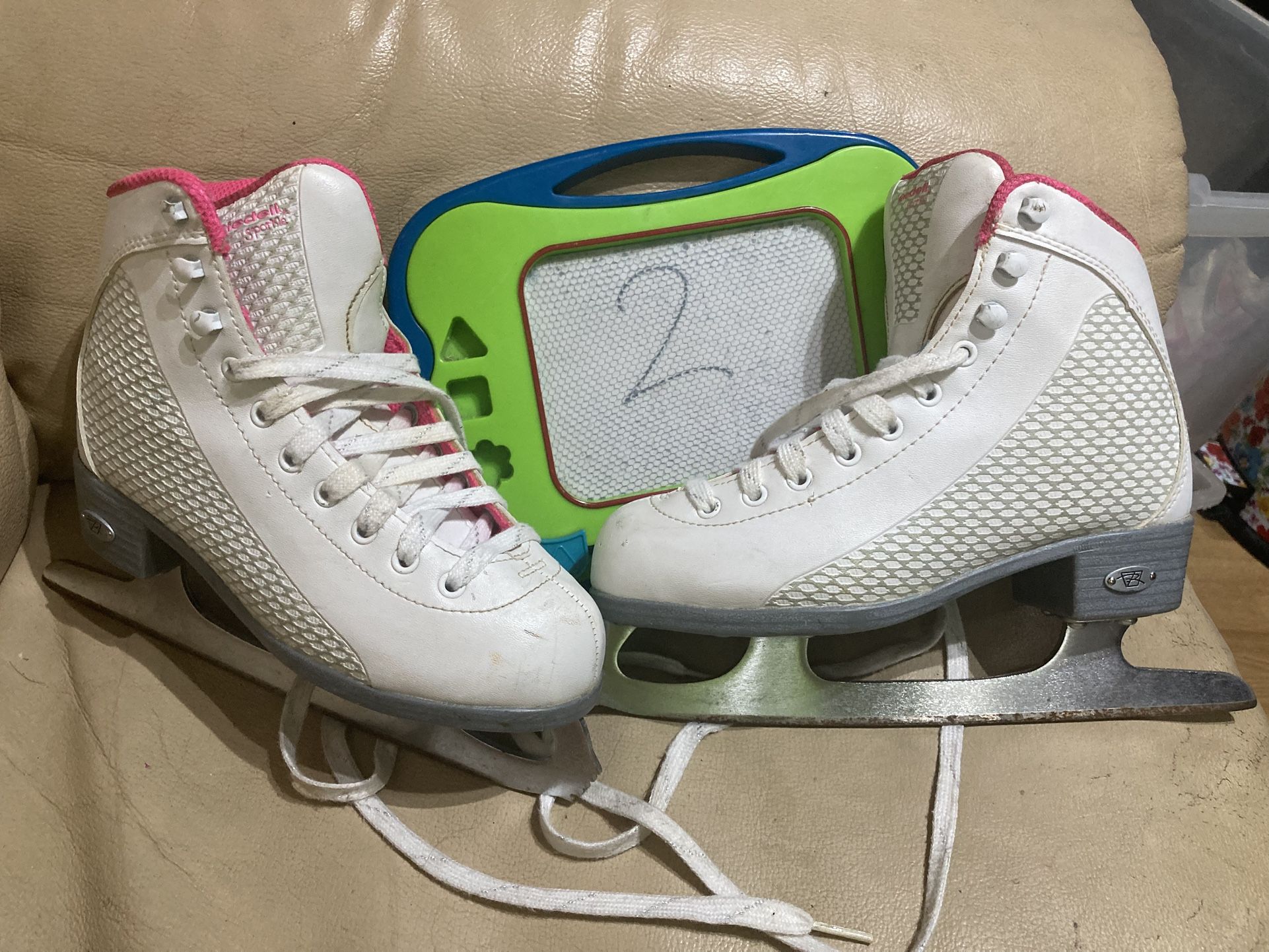 Riedell Figure Ice Skates Size 2