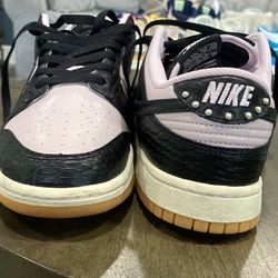 NIKE PINK FOAMS SIZE 10 