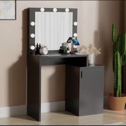 Makeup Vanity Desk with Mirror and Lights