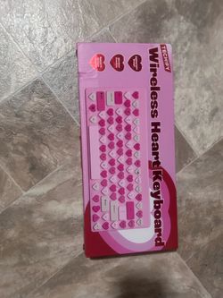 USB Wireless Pink Heart Keyboard