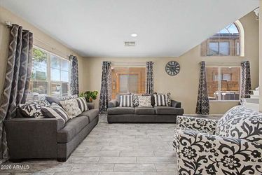 Like New - Living Room Set
