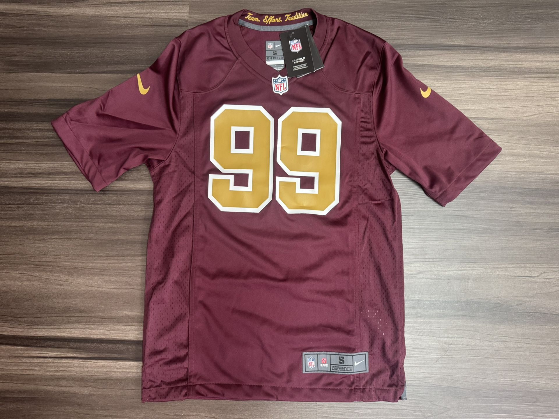 Nike Washington Commanders Chase Young #99 On Field Home Jersey Men’s Small