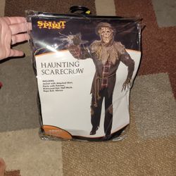 Haunting Scarecrow Costume 