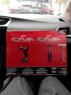 Milwakee 2 tool combo kit