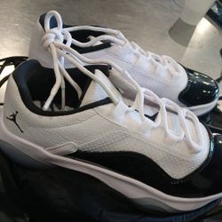 Jordans Size8.5