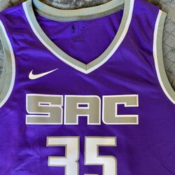 Mens New With Tags XXL SACRAMENTO KINGS #35 BAGLEYIII Jersey