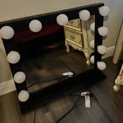 Vanity Light Mirror With Led Lights