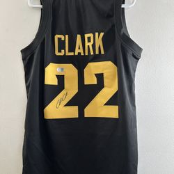 Caitlin Clark signed Iowa Hawkeyes autographed custom jersey w/COA - XL - 881