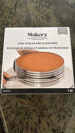 Makery Adjustable Cake Leveler and Slicer Ring