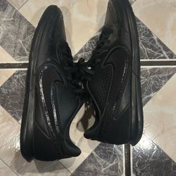 Nike Tiempo Indoor Soccer Shoes