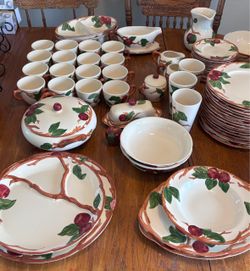 Franciscan Wear Dinner ware set over 110 pieces