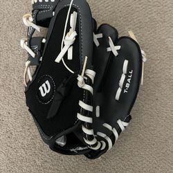 Wilson T-ball Glove