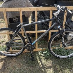 Specialized Expedition Elite Road/Mountain Bike 