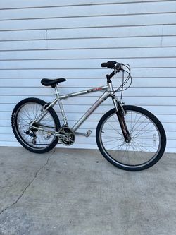 Vertical Men’s Mountain Bike
