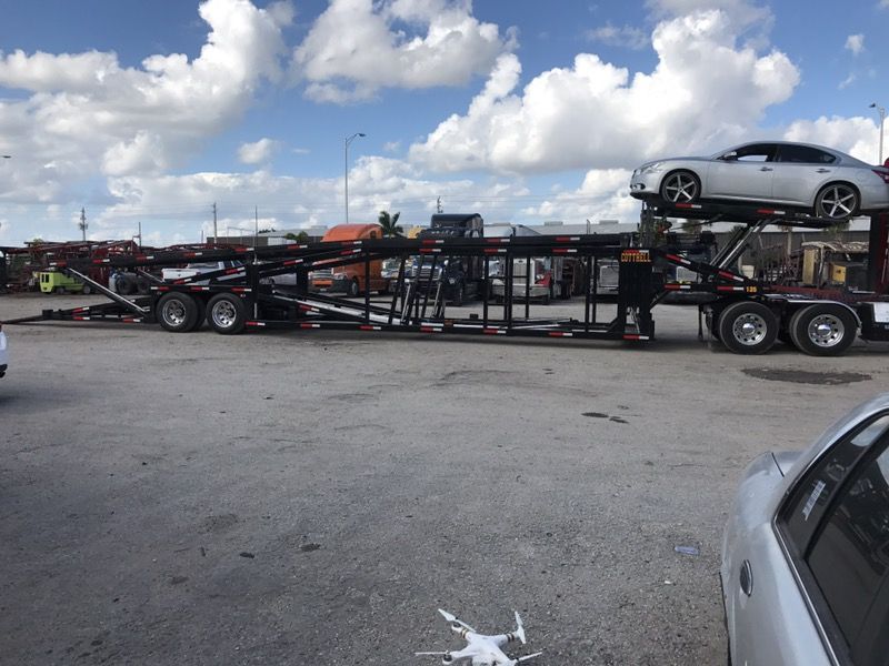 CAR CARRIER / CAR HAULER / CAR TRAILER