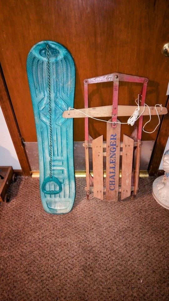 Antique Sled. Thick Plastic Snowboard With Pool Handle Not Easy To Break Pretty Thick Plastic