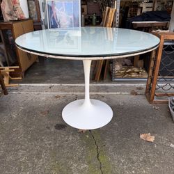Authentic Knoll Saarinen Formica Top W Glass Cover Dining Table 42” 