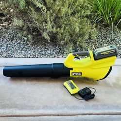 RYOBI 40V 120 MPH 550 CFM Cordless Battery Leaf Blower With 4.0 Ah Battery and Charger