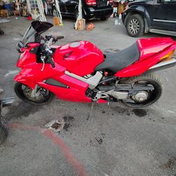 Honda CBR 1100