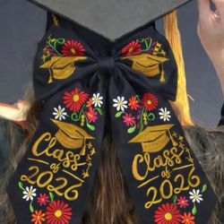 Moños bordados para graduadas 🎓