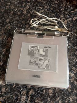 Wacom CTE-440 Graphire Tablet With Pen