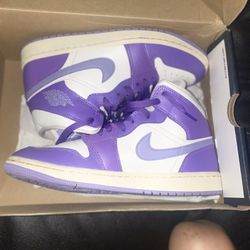 Jordans 1 Purple